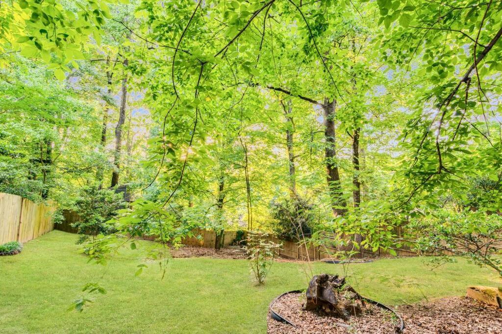 Stunning Atl 5Bdr Home Near Cdc Emory Sleeps 12 Атланта Екстер'єр фото