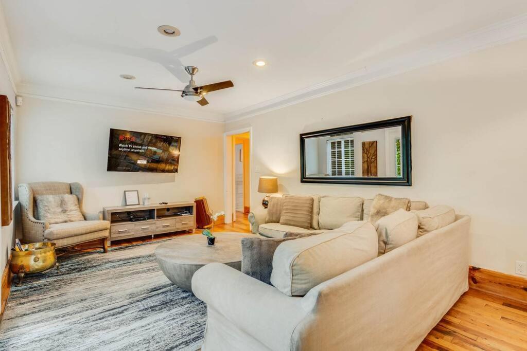 Stunning Atl 5Bdr Home Near Cdc Emory Sleeps 12 Атланта Екстер'єр фото