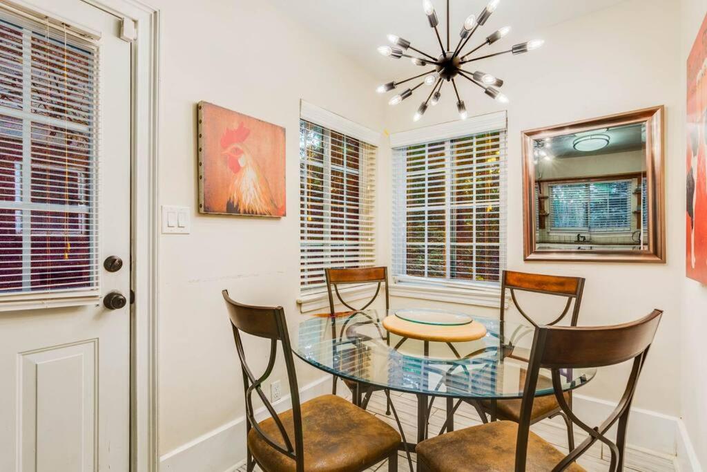 Stunning Atl 5Bdr Home Near Cdc Emory Sleeps 12 Атланта Екстер'єр фото