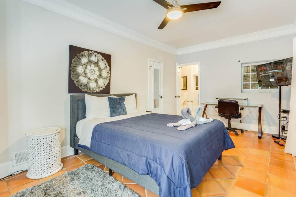 Stunning Atl 5Bdr Home Near Cdc Emory Sleeps 12 Атланта Екстер'єр фото