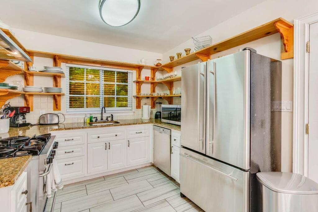 Stunning Atl 5Bdr Home Near Cdc Emory Sleeps 12 Атланта Екстер'єр фото