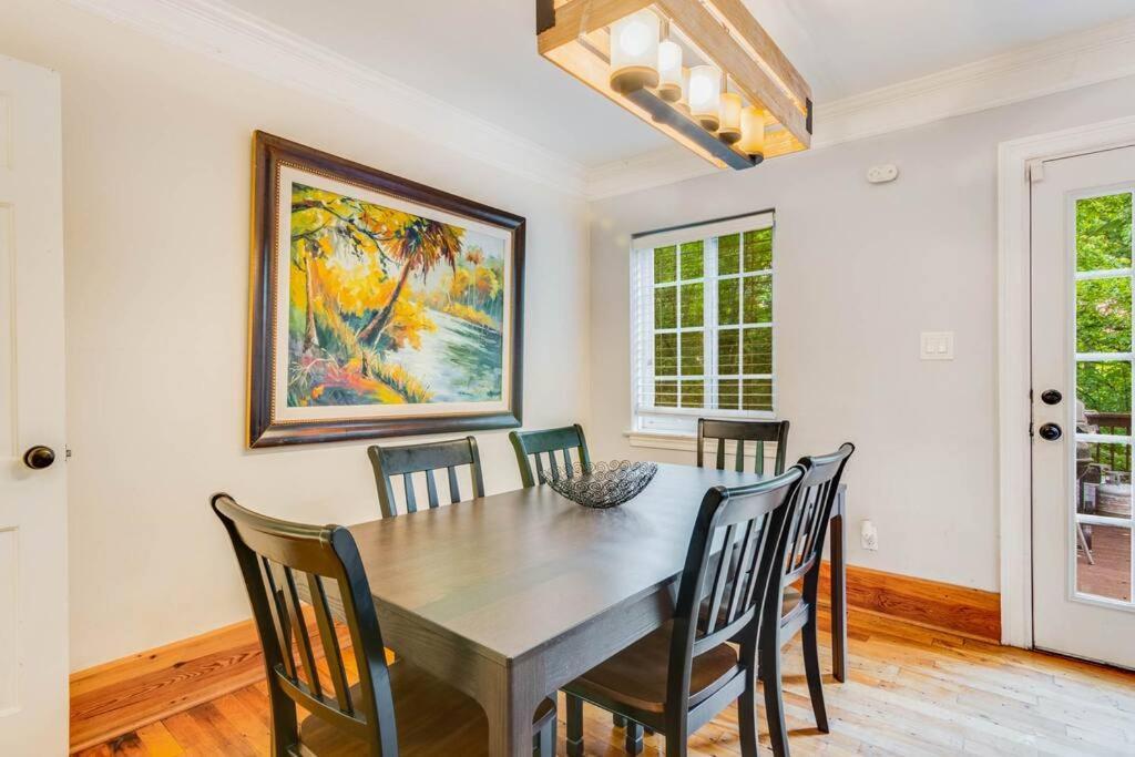 Stunning Atl 5Bdr Home Near Cdc Emory Sleeps 12 Атланта Екстер'єр фото