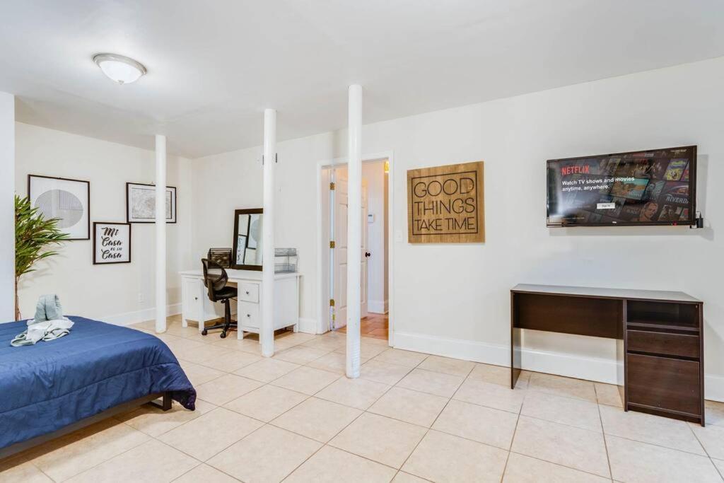 Stunning Atl 5Bdr Home Near Cdc Emory Sleeps 12 Атланта Екстер'єр фото