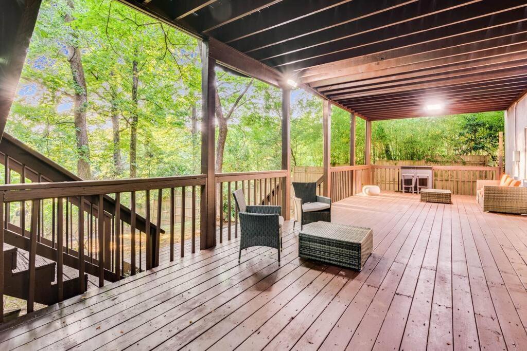 Stunning Atl 5Bdr Home Near Cdc Emory Sleeps 12 Атланта Екстер'єр фото
